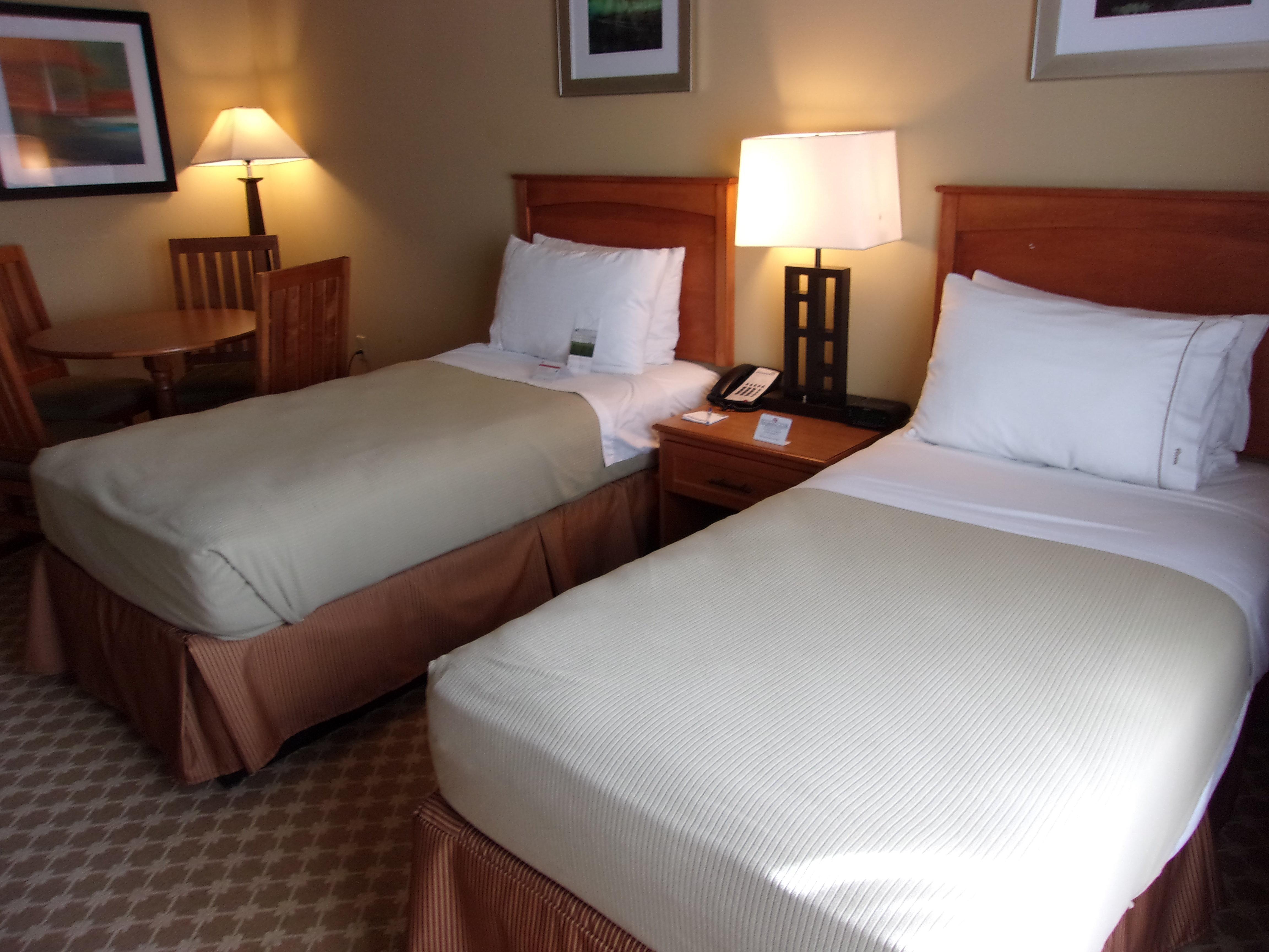 Holiday Inn Express Hotel & Suites Chicago West Roselle By Ihg Exterior foto